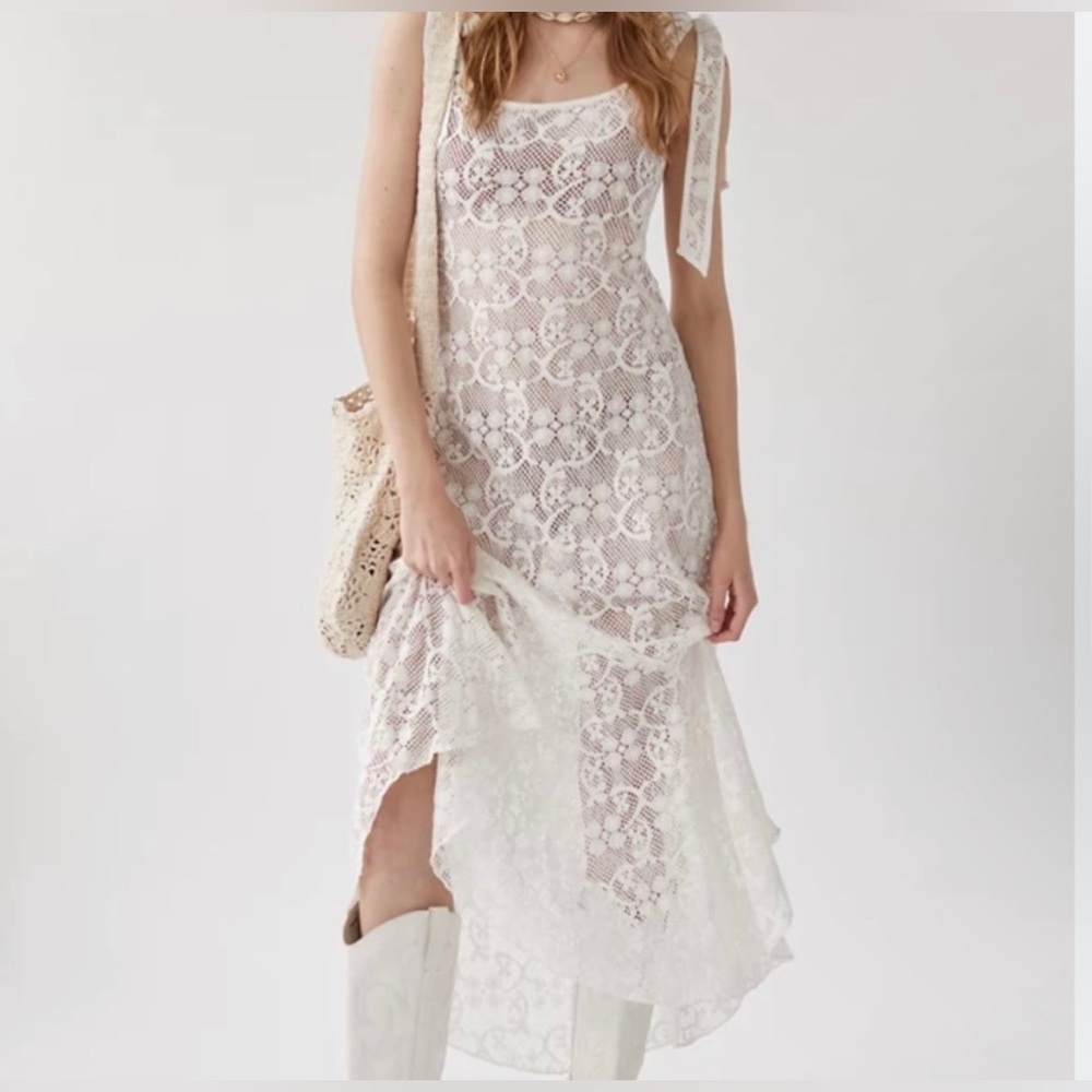 Urban Outfitters Kimchi Blue Coral Sheer Lace midi dress